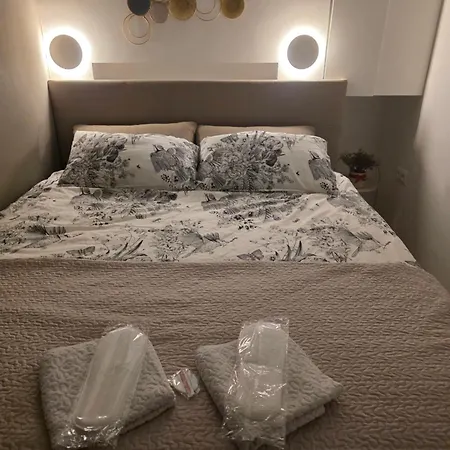 Airport Nest * サラエヴォ